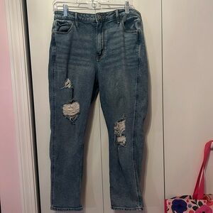 Hollister ultra high rise mom jean